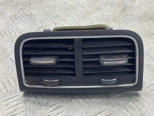 Дефлектор обдуву сидінь заднього ряду (канал повітря) 8K0819203JXYK Audi Q5
