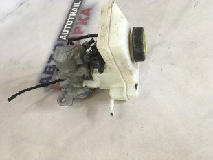 Бачок гидроусилителя 5Q1611301C Volkswagen Tiguan