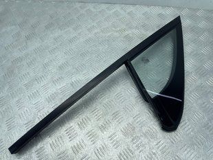 Скло глухе передніх дверей багатошарове праве 4M0845114A Audi Q7 Audi Q7