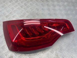 Стоп / Фонарь 4L0945093G Audi Q7