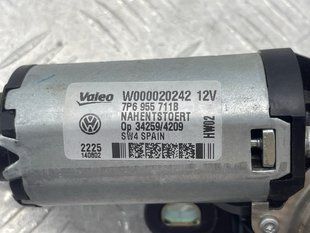 Мотор стеклоочистителя 7P6955711B Volkswagen Touareg