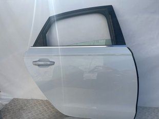 Двері 4G5833052 Audi A6