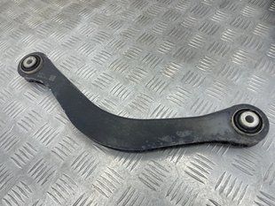 Важіль задньої підвіски поперечний верхній 8W0505397C Audi A4 Allroad