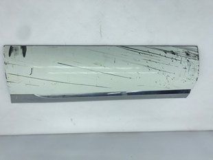 Накладка дверей 7P6854949H Volkswagen Touareg
