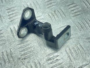 Петля двери верхняя 3C4833402D Volkswagen CC