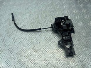 Кронштейн ручки 4L1837885F Audi Q7