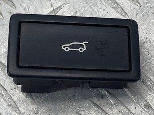 Кнопка закрытия двери багажника 7L6959520 Volkswagen Touareg