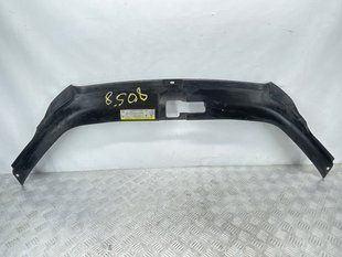 Накладка радиатора 4L0807081 Audi Q7