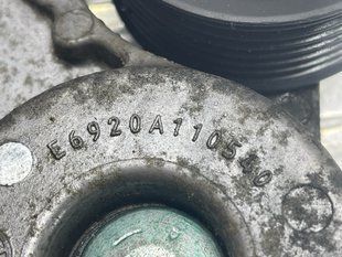 Ролик натяжний 022145299E Volkswagen Touareg
