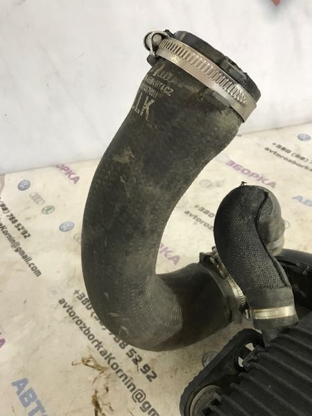 Патрубок інтеркулера 8K0145709H Audi A4 Allroad