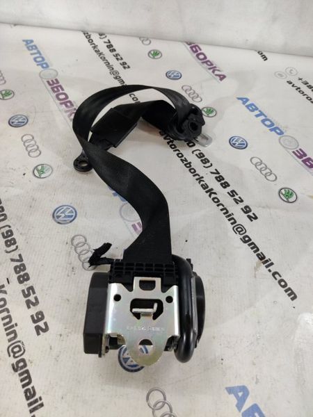 Ремінь безпеки сидіння 2-го ряду 4L0857806HV04 Audi Q7