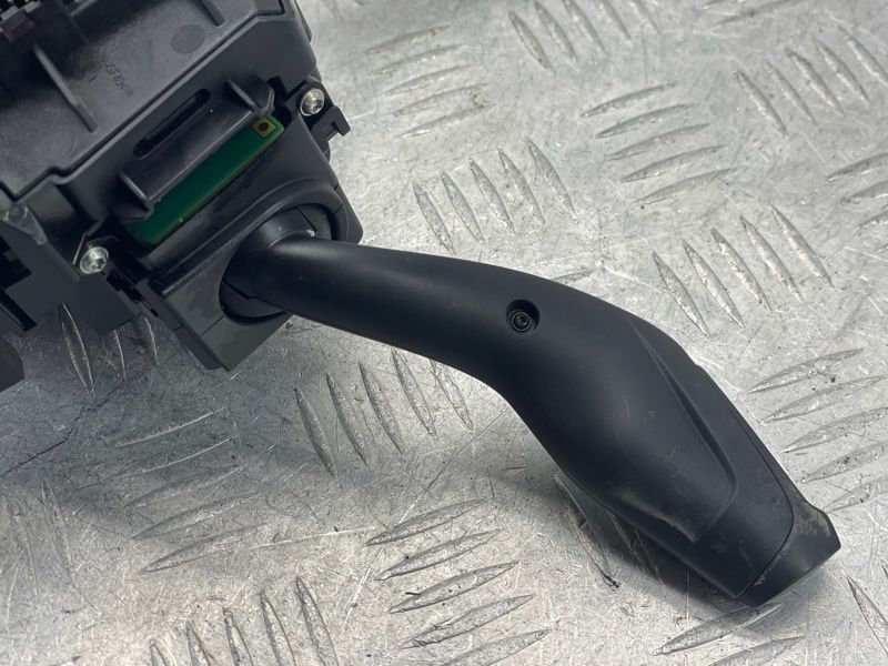Переключатель указателей поворота EG9T13335AAW Ford Fusion