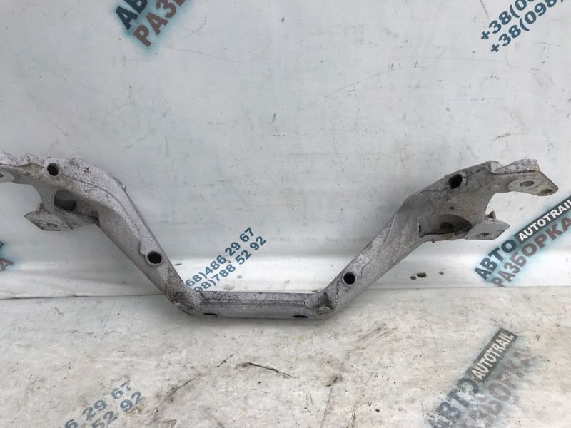 Кронштейн опори двигуна 7L6199207B Audi Q7