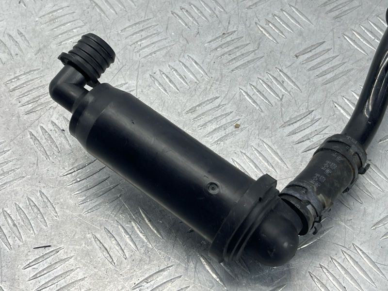 Повітряний фільтр адсорбера 8R0201232E Audi S7