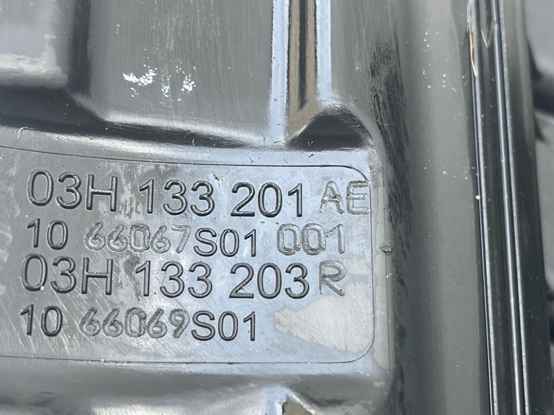 Коллектор впускной 03H133201AE Volkswagen Touareg