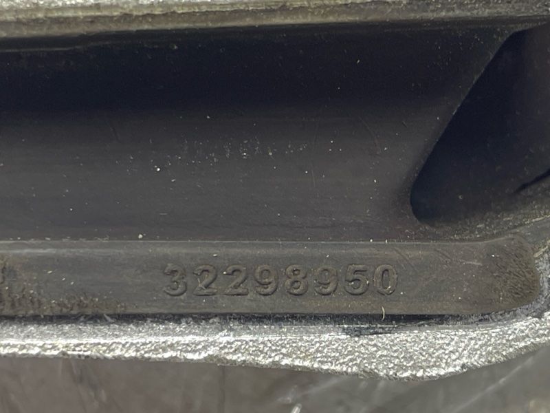 Опора двигуна 32298950 Volvo XC90