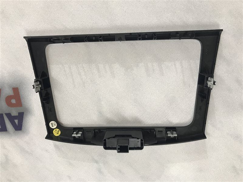 Молдинг магнітоли кнопка аварійної зупинки 3AA858069H Volkswagen CC