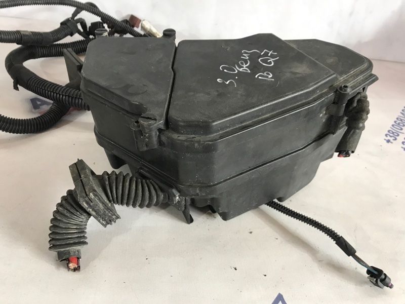 Блок запобіжників 7L0937576A Audi Q7