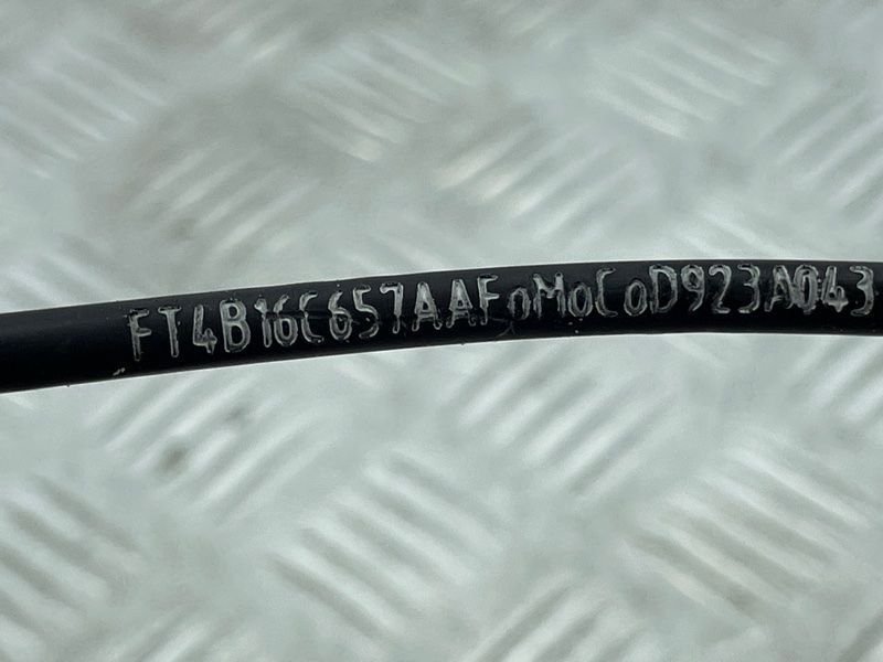 Трос капота FT4B16C657AA Ford Edge