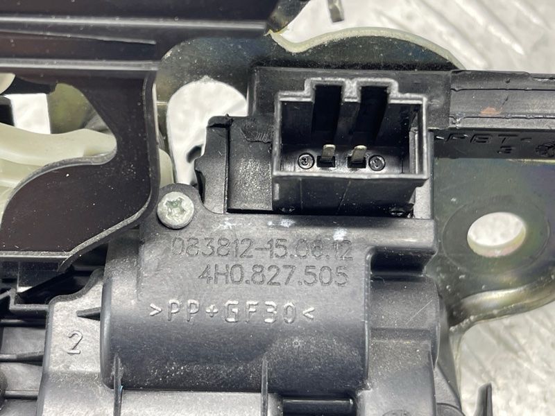 Замок кришки багажника 4H0827505 Audi A6
