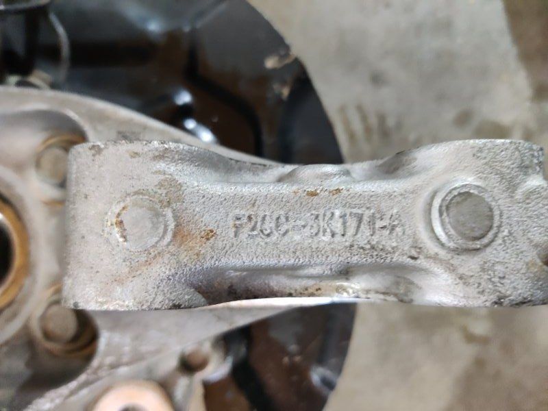Поворотний кулак передній лівий F2GC3K171A Ford Edge Ford Edge, Lincoln MKX, Lincoln Nautilus