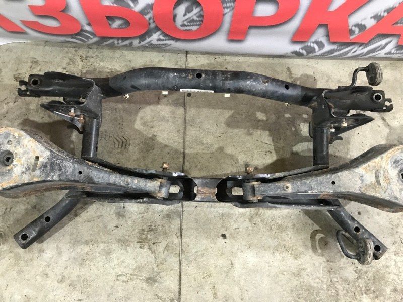 Підрамник задній 5C0505315H Volkswagen Beetle