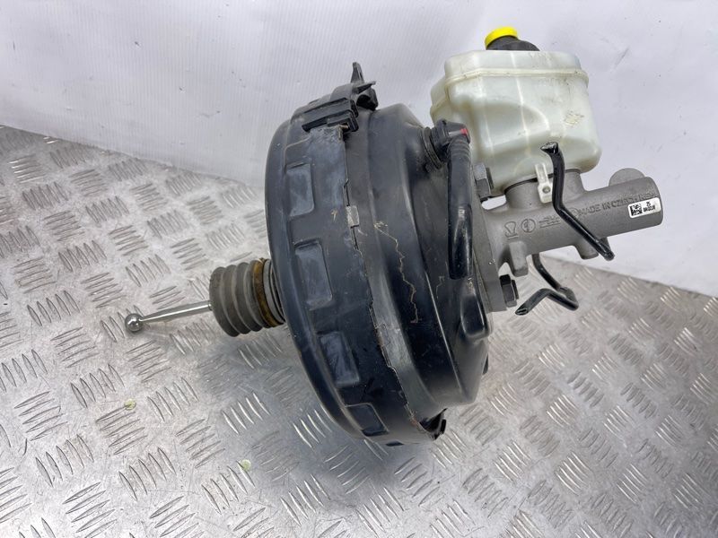 Вакуумный усилитель тормозов 7L8612101R Audi Q7
