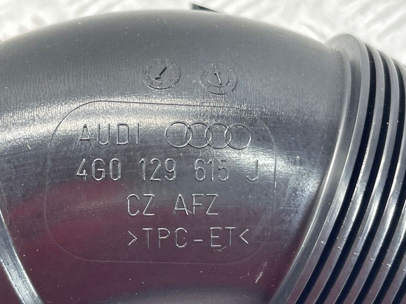 Патрубок воздушного фильтра 4G0129615J Audi A6