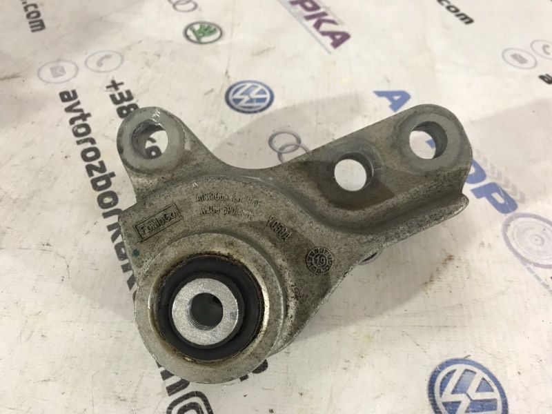 Кронштейн опоры КП K2G36P093AB Ford Edge