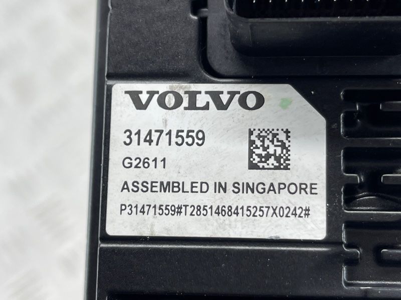 Камера под лобовым стеклом 31471559 Volvo XC90