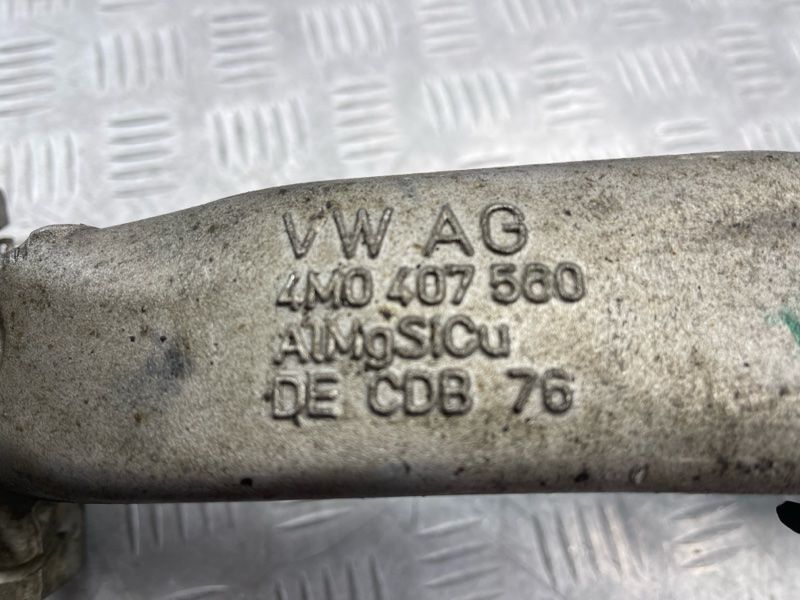 Поворотний кулак / цапфа 4M0407242J Audi Q7