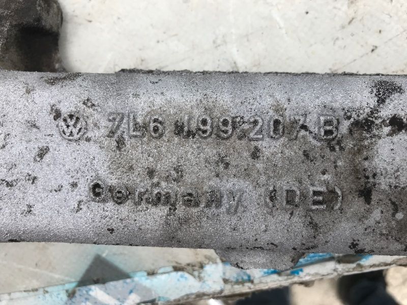 Кронштейн опори двигуна 7L6199207B Audi Q7