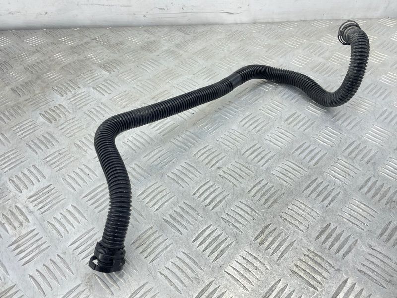 Трубка насоса вторинного повітря 7L0131625E Audi Q7