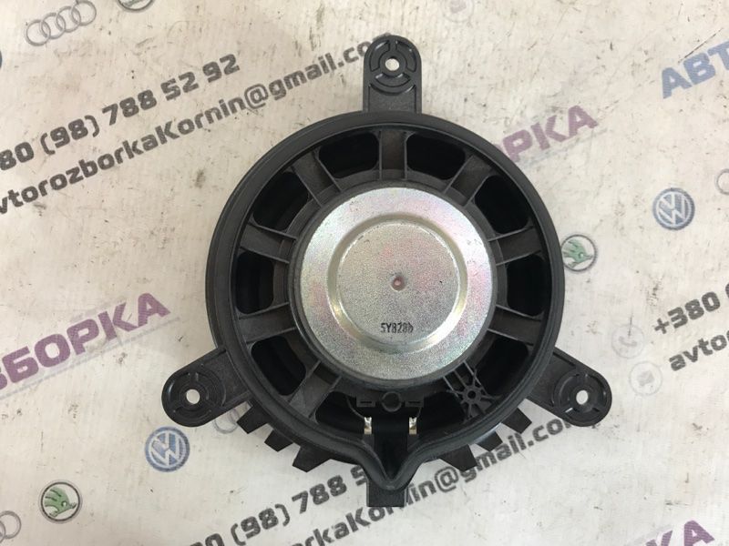 Динамик двери 30657445 Volvo XC60