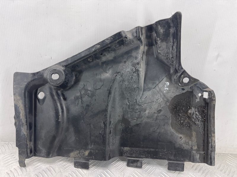 Облицювання днища переднє ліве 80A825201 Audi Q5 Audi Q5, Audi Q5 Sportback, Audi SQ5, Audi SQ5 Sportback