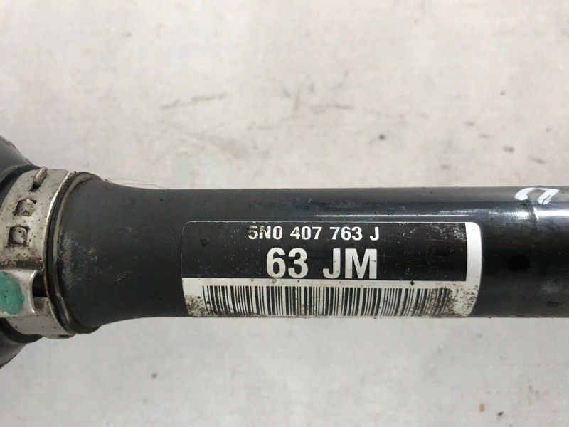 Полуось 5N0407763J Volkswagen Tiguan