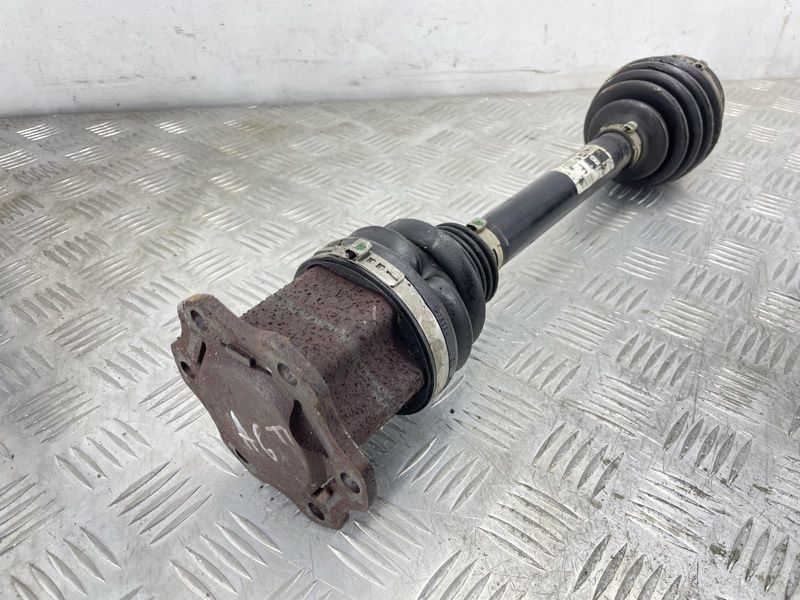 Привідний вал передній 4G0407271F Audi A6 Audi A6, Audi A7, Audi A8, Audi Q5, Audi RS7, Audi S6, Audi S7, Audi S8, Audi SQ5