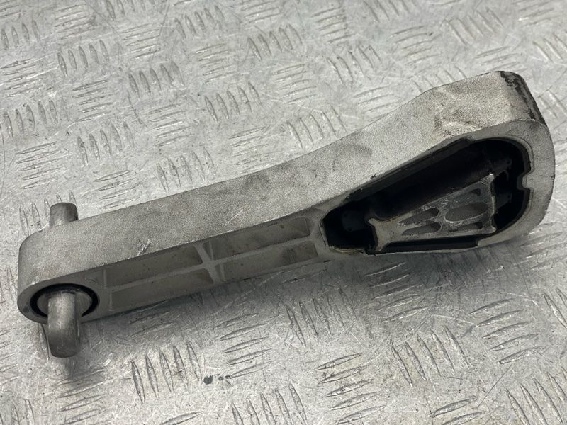 Опора двигуна 32298950 Volvo XC90