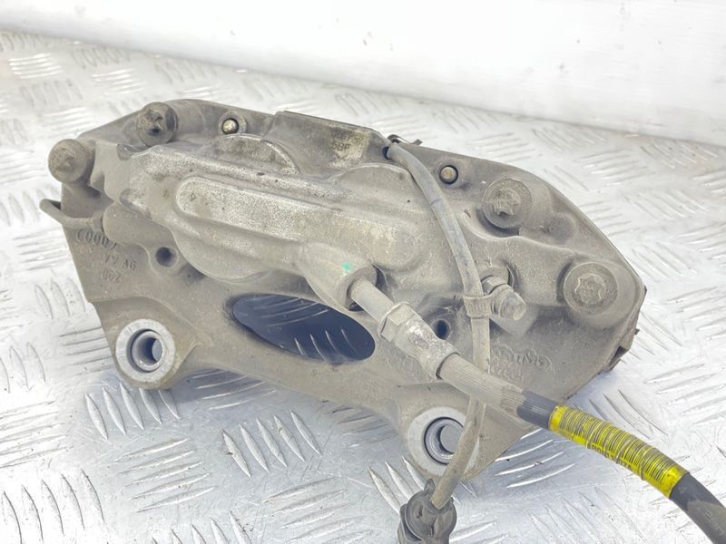 Супорт гальмівний 8R0615105BF Audi Q5