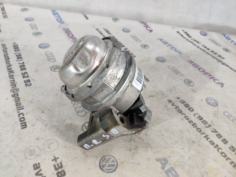 Подушка двигуна 4H0199256AA Audi S8