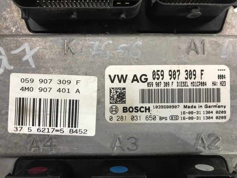 Блок керування двигуном 059907309F Audi Q7