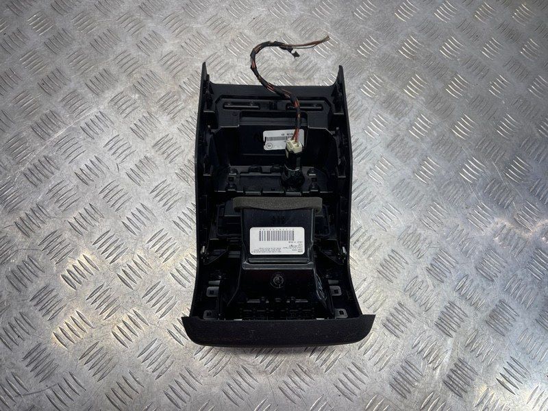 Накладка центральної консолі 5NN864298 Volkswagen Tiguan
