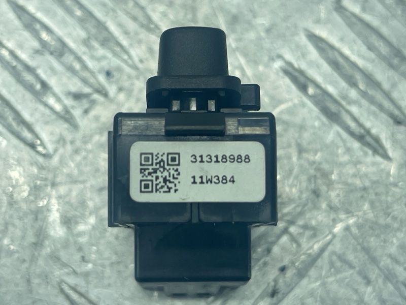 Кнопка 31318988 Volvo XC60