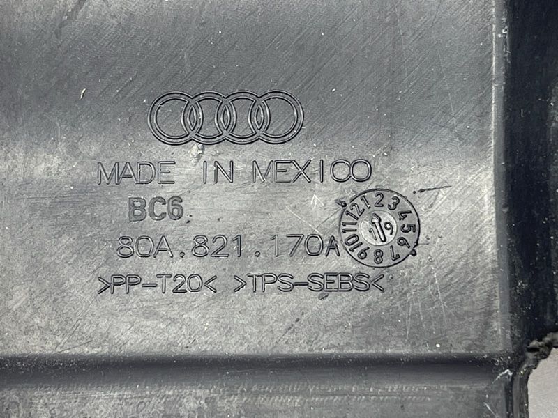 Накладка крила 80A821170A Audi Q5