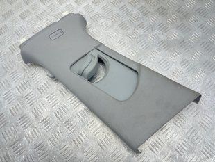 Облицювання стійки 8W0867243E Audi A4