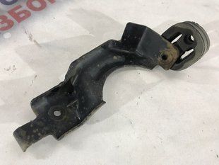 Кронштейн (хомут) глушителя 8D0253147E Volkswagen Tiguan