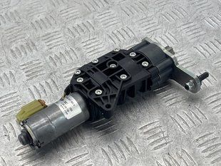 Привідний блок кришки багажника 4M0827852A Audi Q7