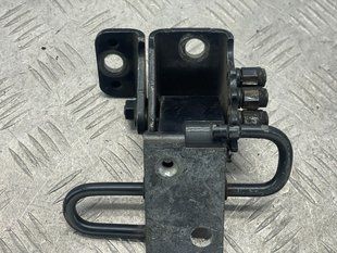 Петля двери нижняя 3C8831412B Volkswagen CC