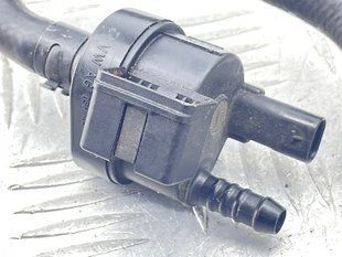 Клапан вентиляции топливного бака 03H906517 Volkswagen Touareg