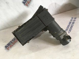 Корпус воздушного фильтра 1K0129607AG Volkswagen Tiguan
